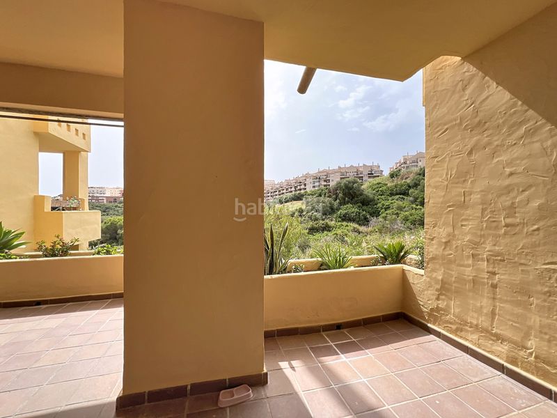 Foto fe1b4b1d-194c-4c9d-bd7e-3db3f442ac9d. Planta baixa amb aparcament piscina a La Duquesa Manilva