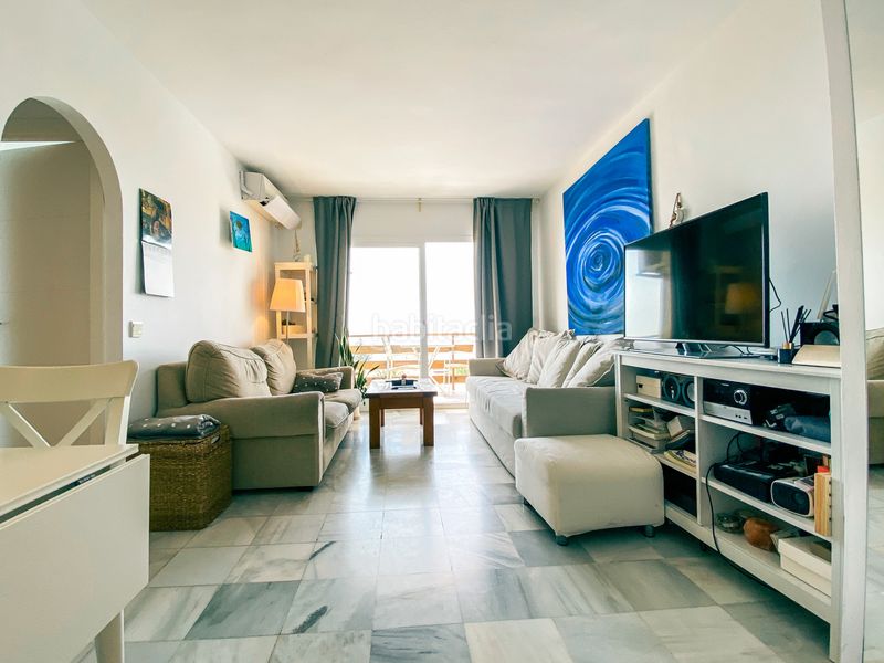 Foto 11a6292b-8b2d-4f80-ab85-f6b6371c1469. Apartament amb piscina a puerto de Estepona Estepona