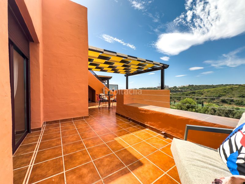 Foto 808a4b5c-ae0f-44b5-9087-75dfae48375e. Attico con riscaldamento parcheggio piscina in Casares golf - Casares del sol Casares
