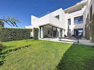 Appartement à Cortesin 71. Exclusiva casa adosada de 3 dormitorios en finca cortesín