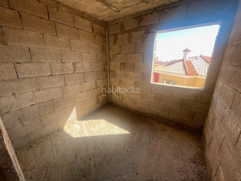 Foto 859dc6b1-6b7f-4fe9-ad6f-97fc1047d118. Casa pareada vecindario. chalet pareado en venta, en zona residencial. para terminar. en Santa Lucía de Tirajana