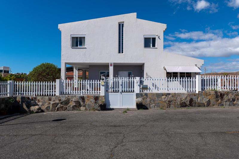 Foto d8d0e481-3d0e-422f-8b25-1110eb7e8c14. Xalet amb aparcament piscina a Sonnenland San Bartolomé de Tirajana