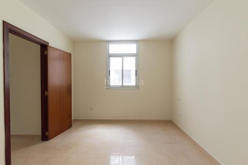 Foto b2de772a-af22-493c-9b01-d65868799015. Etagenwohnung mit parking in Palo Blanco Realejos (Los)