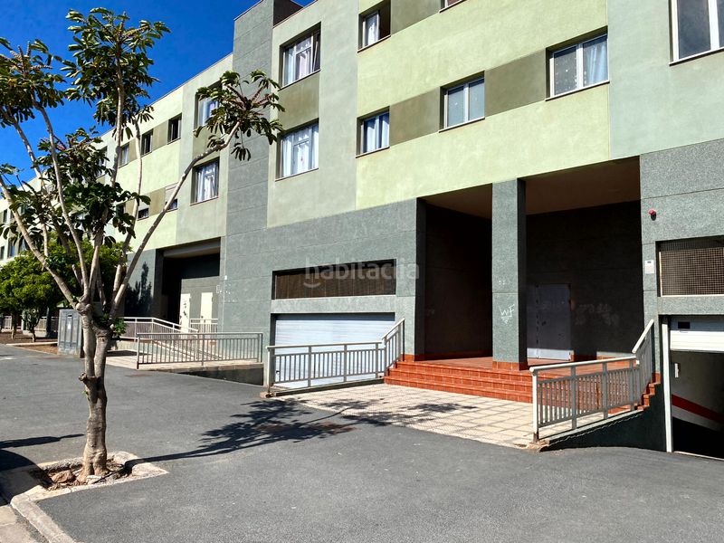 Foto 8281e529-567a-4c99-9ddd-7e53564846aa. Location local commercial dans Vecindario - El Doctoral - Cruce de Sardina Santa Lucía de Tirajana