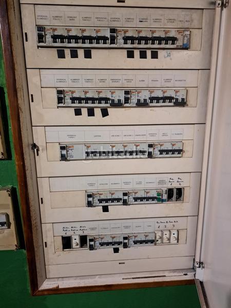 Foto ad467840-1313-4062-b188-07ff86fcbb2b. Rent business premise in batalla de pavía 11 in Las Fuentes Zaragoza