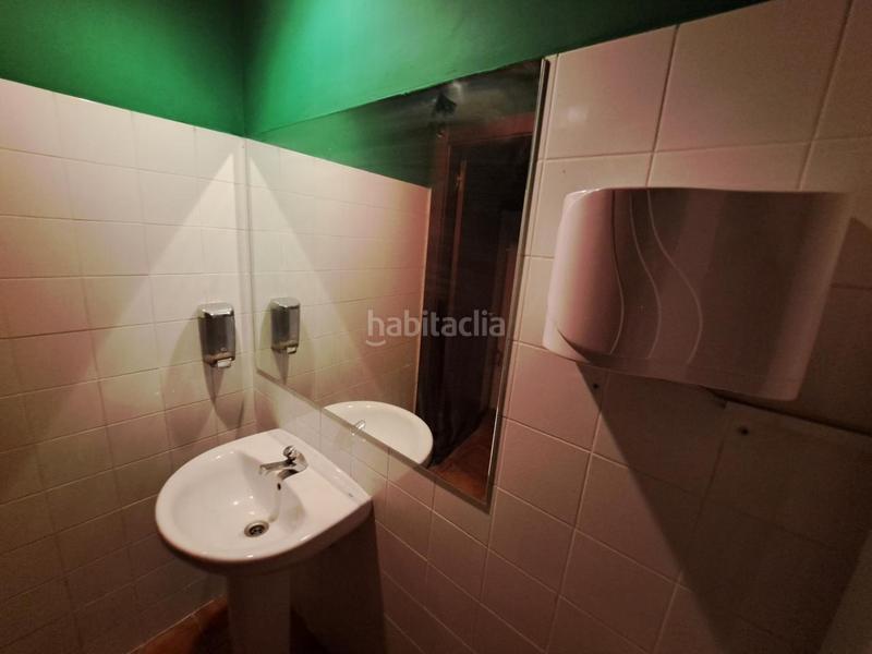 Foto e8ae4335-1500-45ab-aa88-0cedb117c104. Rent business premise in batalla de pavía 11 in Las Fuentes Zaragoza