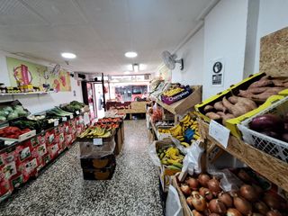 Local Comercial a Avenida del compromiso de caspe 80