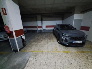 Alquiler Parking coche en De rodrigo rebolledo 38