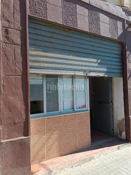 Foto a37f9e27-7bd9-4e46-8ec3-dfb539d5a8c5. Local commercial dans El Perellonet Valencia