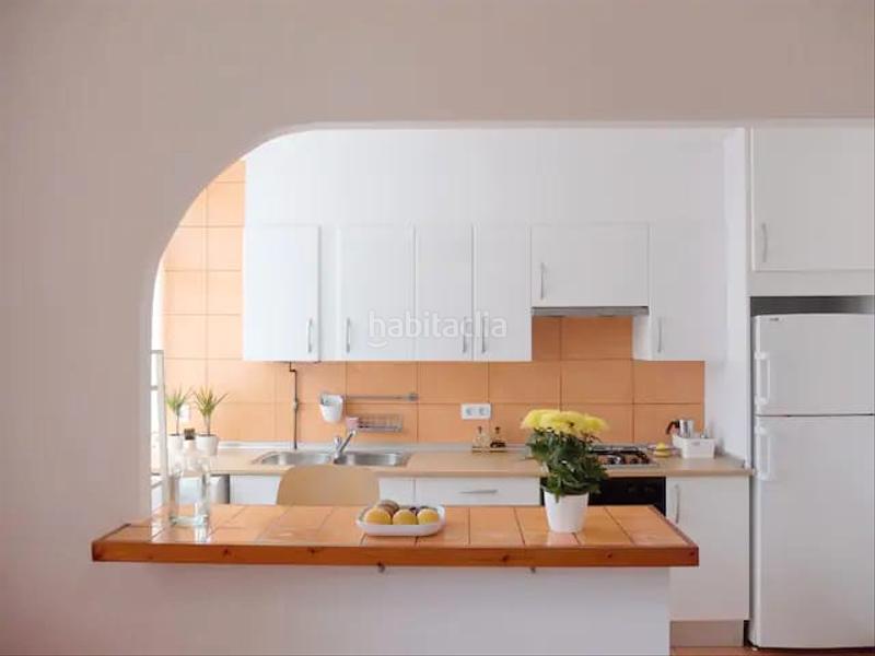 Foto 51c56c3d-98c2-4185-9a34-f6fc09afdbb1. Alquiler piso area servicios inmobiliarios alquila:piso en alquiler en san juan de la cruz 10, valència en Valencia