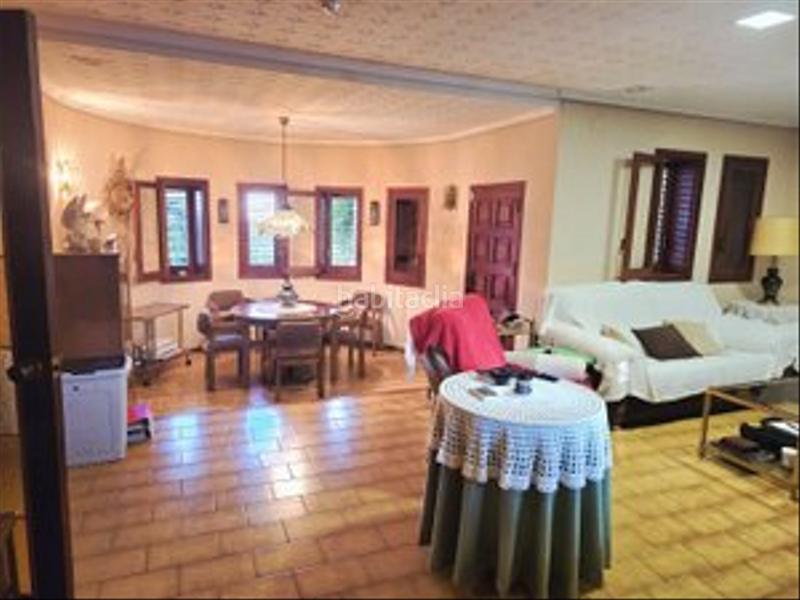 Foto 23fc13bf-58f6-4705-8b3a-5d54931fbe6b. Chalet area servicios inmobiliarios vende:chalet independiente en Chiva