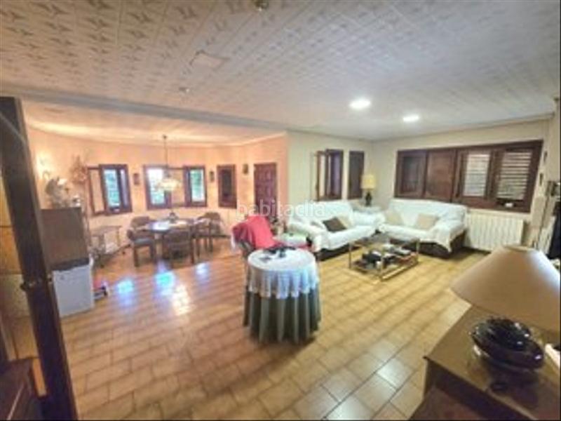 Foto 59a14219-7c71-43dc-b71c-932ef9153381. Chalet area servicios inmobiliarios vende:chalet independiente en Chiva