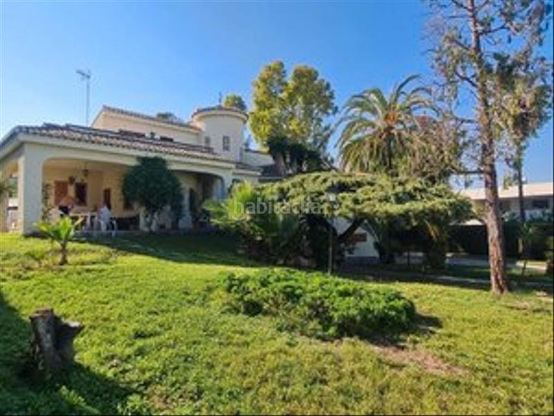 Foto 8c4df327-a9d2-435c-a745-1c449884cb1b. Chalet area servicios inmobiliarios vende:chalet independiente en Chiva