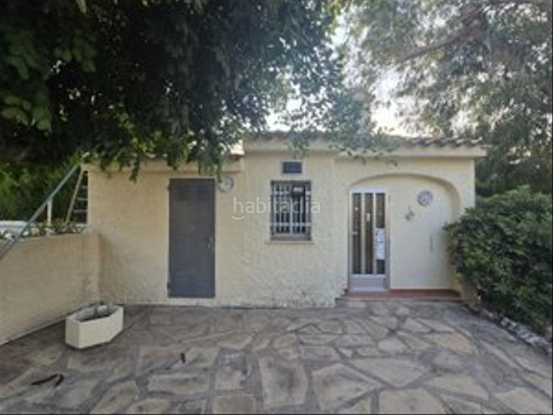 Foto a999a7be-3a60-4a67-9a58-7917a83d004f. Chalet area servicios inmobiliarios vende:chalet independiente en Chiva