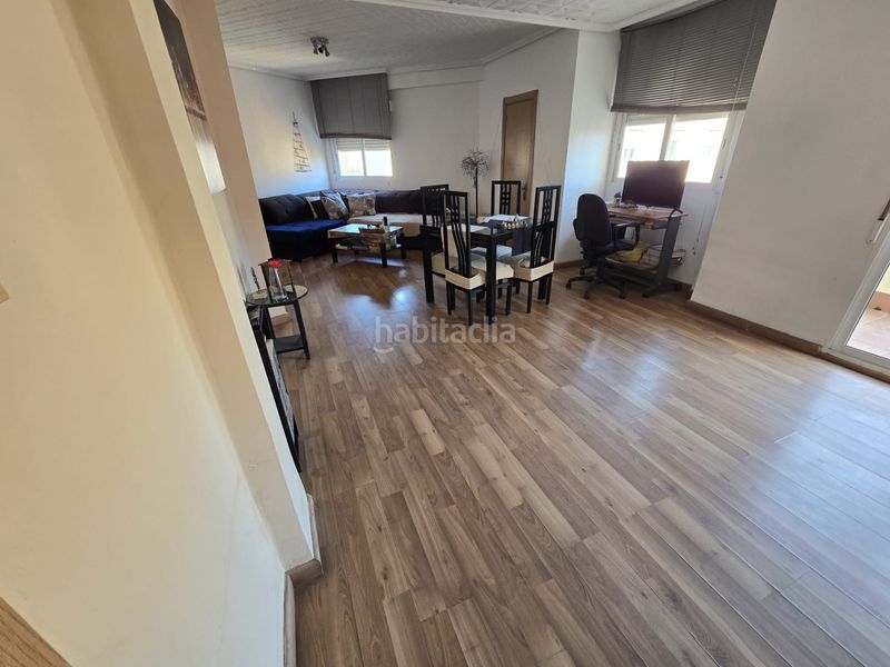 Foto 1f9c4b7b-0386-4e31-8e2e-770e4c31f5a6. Piso en La Creu Coberta Valencia