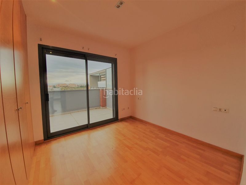 Foto 2fc089f2-e8f4-4a5f-a51f-4407c5225ac0. Lloguer àtic amb calefacció piscina a Casas Verdes Paterna