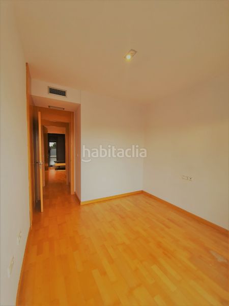 Foto c704b333-c05a-414e-85f8-a7c7495d050f. Lloguer àtic amb calefacció piscina a Casas Verdes Paterna