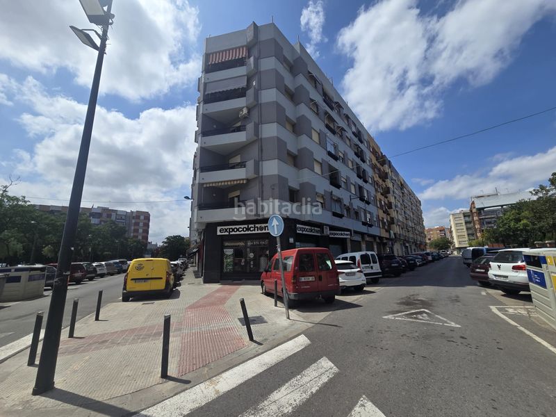 Foto c1d957da-dc73-4ecc-8d14-c8e1a3d683fe. Pis a Alaquàs