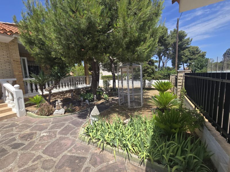 Foto 118fd945-9f9c-4043-b643-f38f70d28e77. Chalet en Montealegre Eliana (l´)