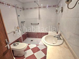 Foto 1c5374b7-95b6-4060-9e08-e0b26aeb0022. Pis amb calefacció a Exposició Valencia