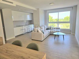 Foto 1caa37b1-3c8c-4507-9f97-96a4a9718194. Rent flat with parking pool in Rocafort