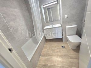 Foto f948eb64-4a8a-4f8a-9d37-93f387177a6a. Rent flat with parking pool in Rocafort