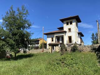 Casa a As-343 12. Gran propiedad y terreno i noriega