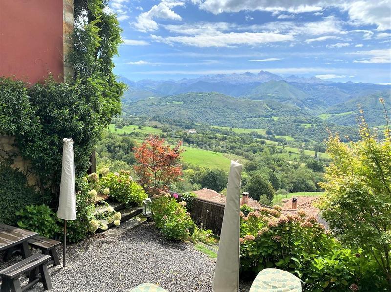 Foto d738e048-d684-4db9-b67f-9d01d259345f. Xalet amb calefacció aparcament a Cangas de Onís