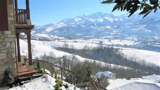 Chalet à Cangas de Onís. Chalet con vistas panorámicas a los picos de europa