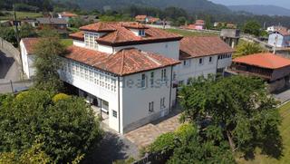Casa a Muros de Nalón. Casona señorial reformada cerca de costa i muros del nalón (astu