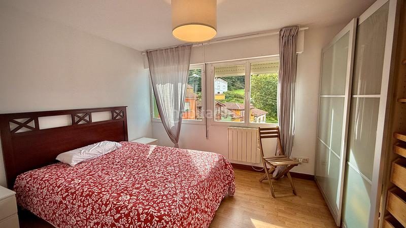 Foto a1272816-0b27-4c63-9d19-d5d644b0caa2. Reihenhaus in la lugar portiella 12 in Llanes pueblo Llanes