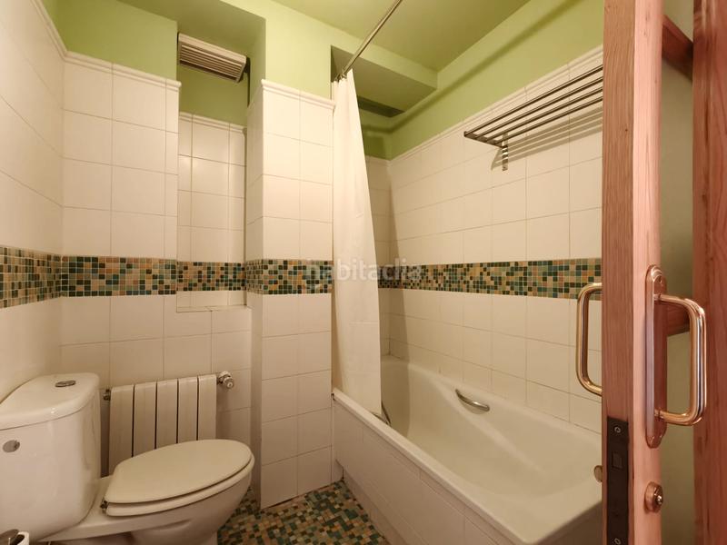 Foto 1878bc56-50b0-4487-bddb-5717267711c9. Casa amb xemeneia calefacció a Quirós