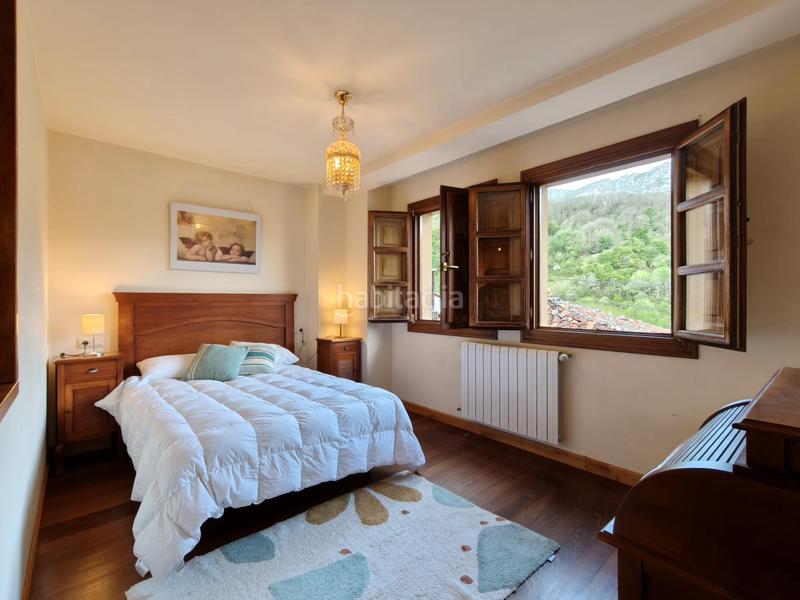 Foto 580195bf-fdd8-4d02-8366-a7708fe3555a. Casa amb xemeneia calefacció a Quirós