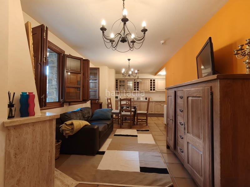 Foto 7e148c61-93d7-4a44-9e2f-51a1b8fb3614. Casa amb xemeneia calefacció a Quirós