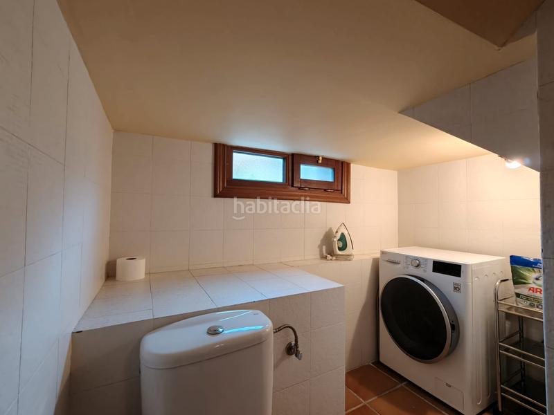 Foto 37db9d68-948c-4cb0-ba56-0ba9630dbd00. Casa amb xemeneia calefacció a Quirós