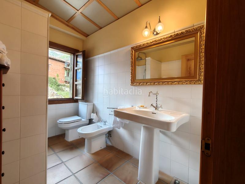 Foto 48493266-dfc5-4385-aec5-27f9479c99bb. Casa amb xemeneia calefacció a Quirós