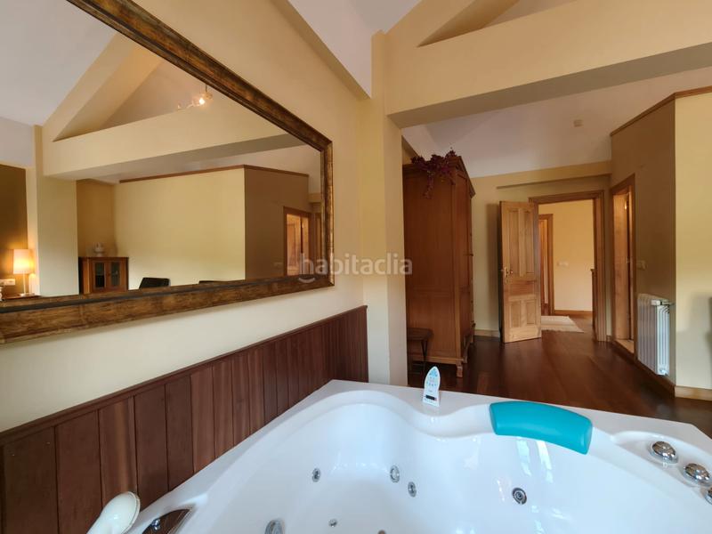 Foto dfbf2408-0468-49c9-9c7f-0588eeac2444. Casa amb xemeneia calefacció a Quirós