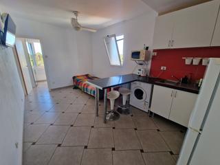 Apartment en Costa del Silencio. Piso de 1 dormitorio. excelente inversin