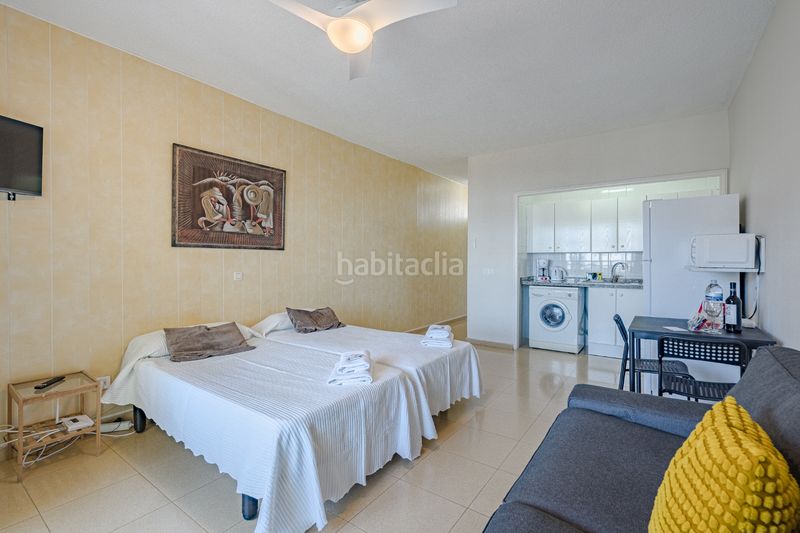 Foto af793762-1ffb-4fd5-8fb3-e14702cc4ebf. Estudi a calle antonio navarro 19 a Torviscas Bajo Adeje
