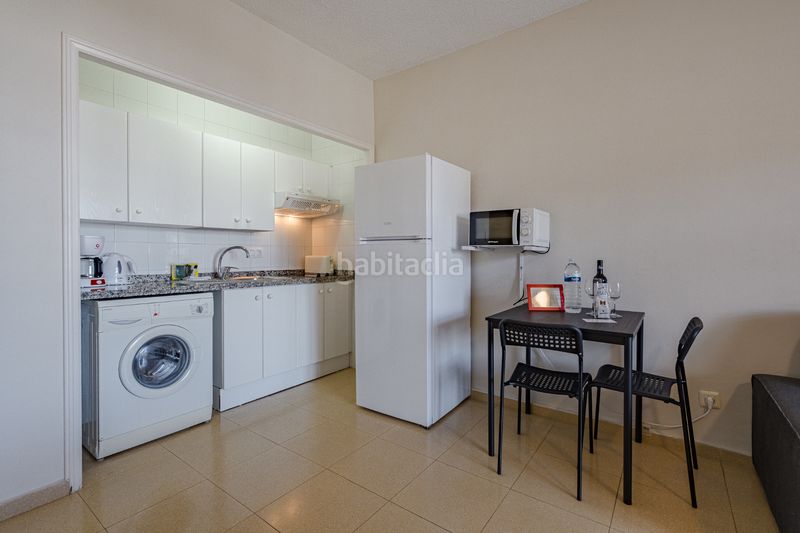 Foto e1abe359-0a50-44b9-bb1d-48aa101c8f13. Estudi a calle antonio navarro 19 a Torviscas Bajo Adeje