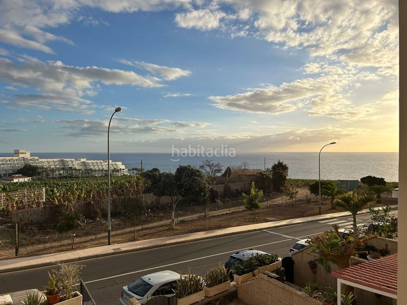 Foto fb50c34a-e50d-436e-9ceb-1ccd56677674. Casa adossada a calle la tosca 5 a Callao Salvaje - Playa Paraíso Adeje