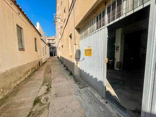 Aparcament cotxe a Carrer de l'oliva 20. Almacéngaraje en venta coliva