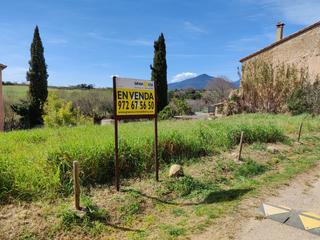 Finca rústica a Barri el pujol 9. Solar en venta en lladó