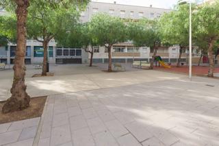 Business premise in Carrer del puig rom, 106, 17480, roses, girona. En el centro de roses