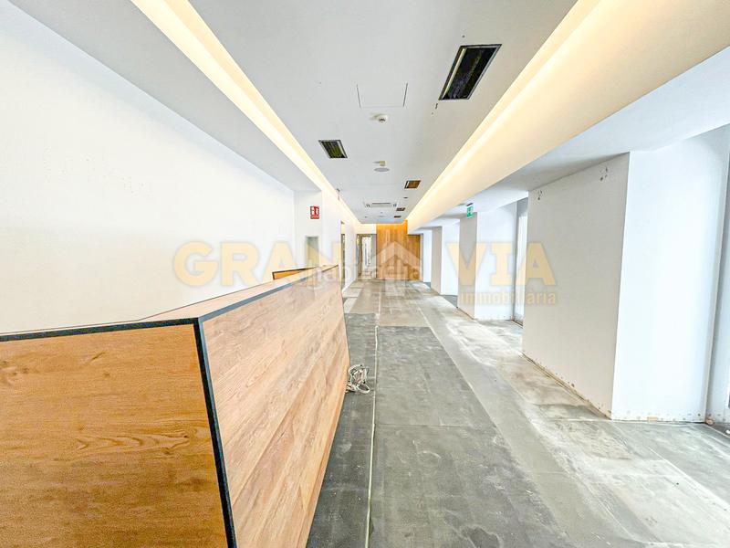 Foto 515af069-f493-4b55-9fe8-50b5f6fa6edd. Alquiler local comercial en carrer joan maragall local comercial en alquiler zona centro en Figueres