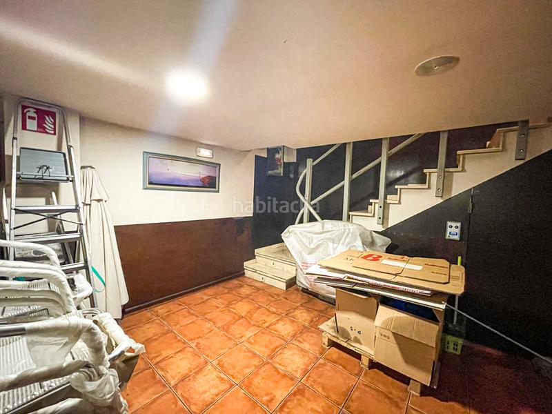 Foto 651bda5b-7f04-4a24-9502-afd9530039ba. Lloguer local comercial a pujada del castell a Centre Figueres