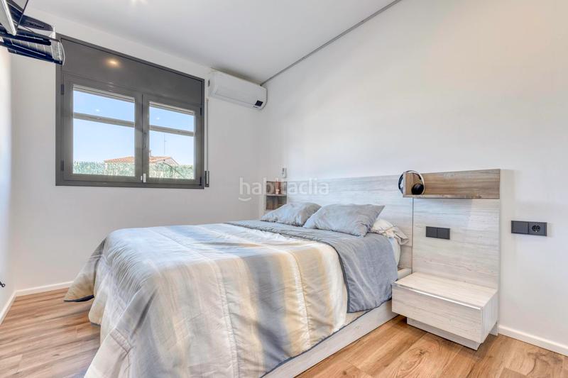 Foto 4e13a21b-be58-4493-aeb4-7b11c2f3a8ff. Chalet en canigó 1 casa unifamiliar en venta en Cistella