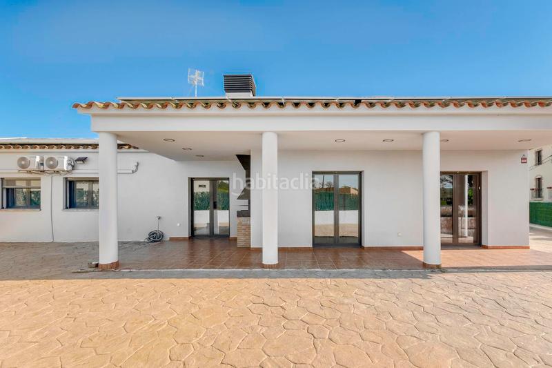 Foto 8c5137ef-dd2f-41a5-b29b-458599cde8c5. Chalet en canigó 1 casa unifamiliar en venta en Cistella