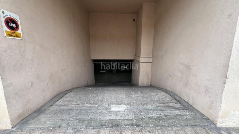 Foto 74615517-2c46-4822-8844-918b76235613. Autoparkplatz in carrer siurana in Creu de la Mà Figueres