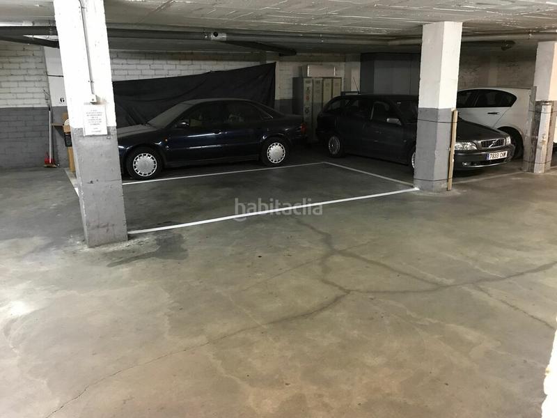 Foto 998f8646-f51c-4f77-bc5f-066d0cf74ee7. Autoparkplatz in carrer siurana in Creu de la Mà Figueres